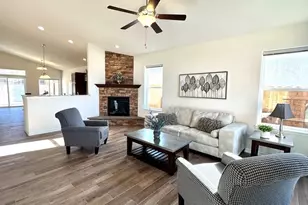 810 Thorncrest Dr, Pueblo, CO 81005 - Photo 2