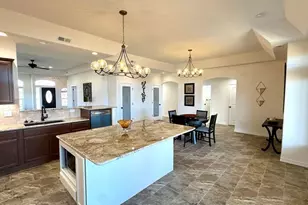 815 Thorncrest Dr, Pueblo, CO 81005 - Photo 6