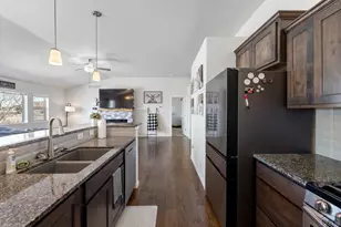 926 S Monterosa Dr, Pueblo West, CO 81007 - Photo 14