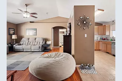 1479 N Moonbeam Dr, Pueblo, CO 81007 - Photo 2