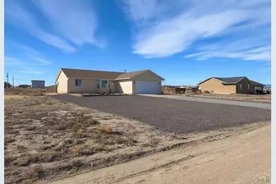 1479 N Moonbeam Dr, Pueblo, CO 81007 - Photo 20