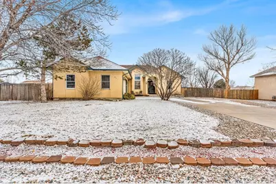 562 S Hook Dr, Pueblo West, CO 81007 - Photo 32