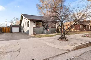 1107 Jackson St, Pueblo, CO 81004 - Photo 2