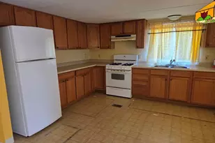 727 S Joe Martinez Ln, Pueblo West, CO 81007 - Photo 4