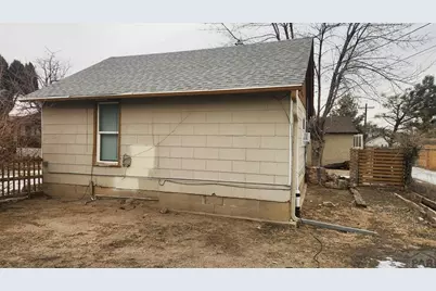 2018 E 10th St, Pueblo, CO 81001 - Photo 10