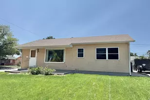 1645 Cherrywood Ln, Pueblo, CO 81005 - Photo 1