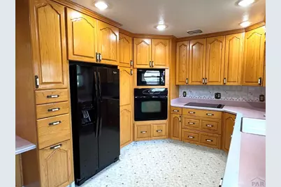 1645 Cherrywood Lane, Pueblo, CO 81005 - Photo 18