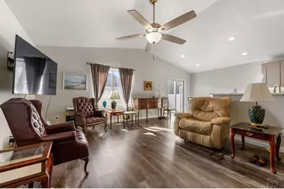 2210 Antelope Way, Pueblo, CO 81005 - Photo 6