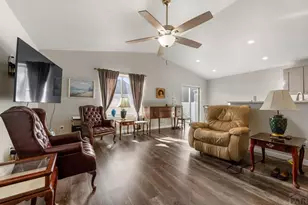 2210 Antelope Way, Pueblo, CO 81005 - Photo 6