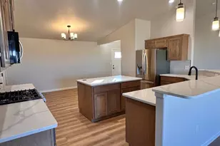 1673 E Silverwood Dr, Pueblo West, CO 81007 - Photo 2