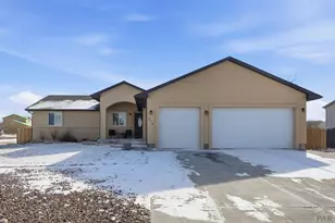 730 S Sterling Dr, Pueblo, CO 81007 - Photo 1