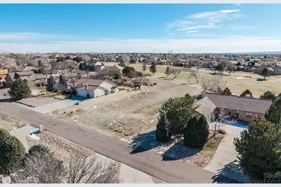 450 W Pin High Dr, Pueblo West, CO 81007 - Photo 8