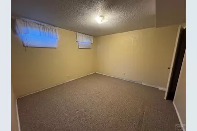 18 Macgregor Rd, Pueblo, CO 81001 - Photo 2