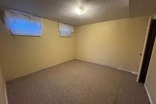18 Macgregor Rd, Pueblo, CO 81001 - Photo 2