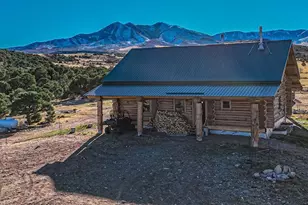 484 Gordon Dr, Walsenburg, CO 81089 - Photo 2