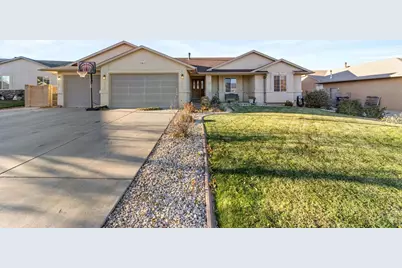 5405 Peregrine Dr, Pueblo, CO 81005 - Photo 1