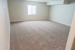 1020 N Kirkwood Dr, Pueblo West, CO 81007 - Photo 12