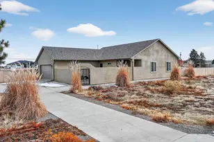 1470 Villa Spanada, Pueblo, CO 81006 - Photo 2