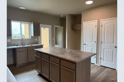 5217 Gannet Lane, Pueblo, CO 81008 - Photo 8