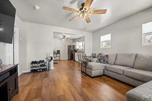 1302 E 10th St, Pueblo, CO 81001 - Photo 6