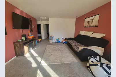 2916 Winnipeg St, Pueblo, CO 81004 - Photo 2