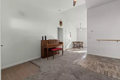 821 N Raynolds Ave, Canon City, CO 81212 - Photo 8