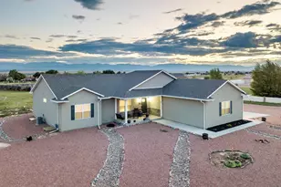 712 W McCulloch Blvd W, Pueblo West, CO 81007 - Photo 1