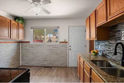 3215 Baltimore Ave, Pueblo, CO 81008 - Photo 8