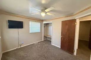 1908 Lynwood Ln, Pueblo, CO 81005 - Photo 10