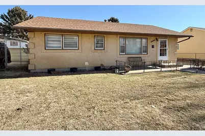 1908 Lynwood Lane, Pueblo, CO 81005 - Photo 2