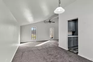 7 Kingsbridge Pl, Pueblo, CO 81001 - Photo 28