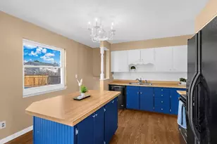 914 Hoorne Ave, Colorado Springs, CO 80907 - Photo 12