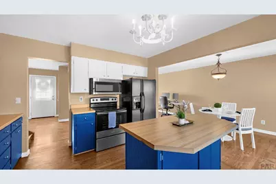 914 Hoorne Ave, Colorado Springs, CO 80907 - Photo 10