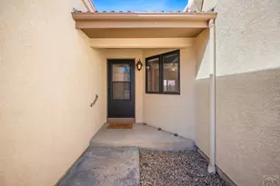 179 S Carmel Ct, Pueblo, CO 81007 - Photo 4