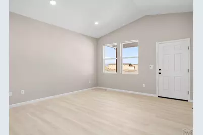 981 E Waverly Dr, Pueblo West, CO 81007 - Photo 12