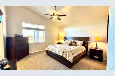 921 Plumcrest Dr, Pueblo, CO 81005 - Photo 10