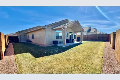 921 Plumcrest Dr, Pueblo, CO 81005 - Photo 12