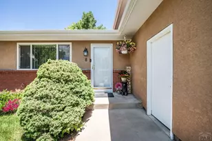 8 Cornflower Ct, Pueblo, CO 81001 - Photo 2