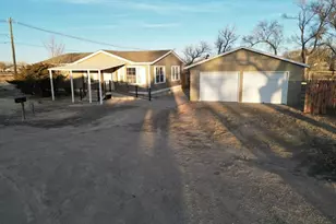 606 Hurd Ave, Las Animas, CO 81054 - Photo 4