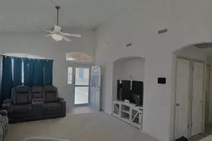 964 Peachcrest Dr, Pueblo, CO 81005 - Photo 4