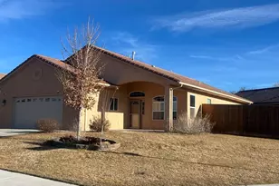 964 Peachcrest Dr, Pueblo, CO 81005 - Photo 16