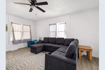 1109 E 8th St, Pueblo, CO 81001 - Photo 6