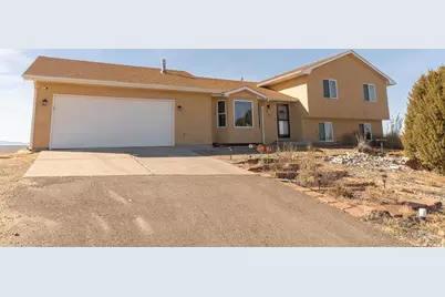 917 S Sterling Ln, Pueblo, CO 81007 - Photo 1