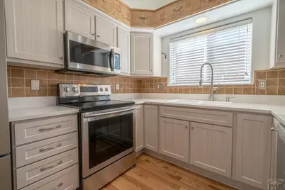 935 Maplecrest Dr, Pueblo, CO 81005 - Photo 6