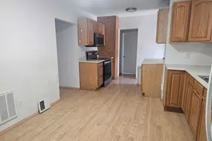 1641 E 13th St, Pueblo, CO 81001 - Photo 4