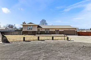 27313 Habana Rd, Pueblo, CO 81006 - Photo 2