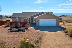 1182 W Broken Bow Dr, Pueblo West, CO 81007 - Photo 1