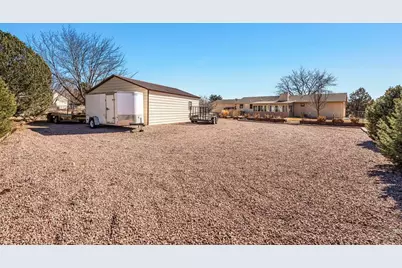 235 S Golfwood Dr E, Pueblo West, CO 81007 - Photo 32