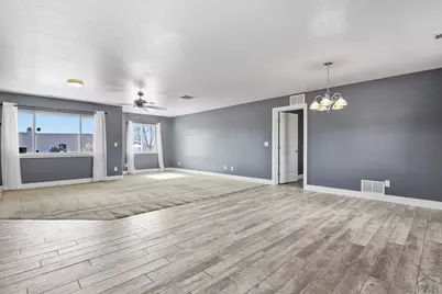 573 W Archer Plaza, Pueblo, CO 81007 - Photo 8