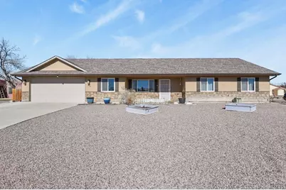 573 W Archer Plaza, Pueblo, CO 81007 - Photo 2
